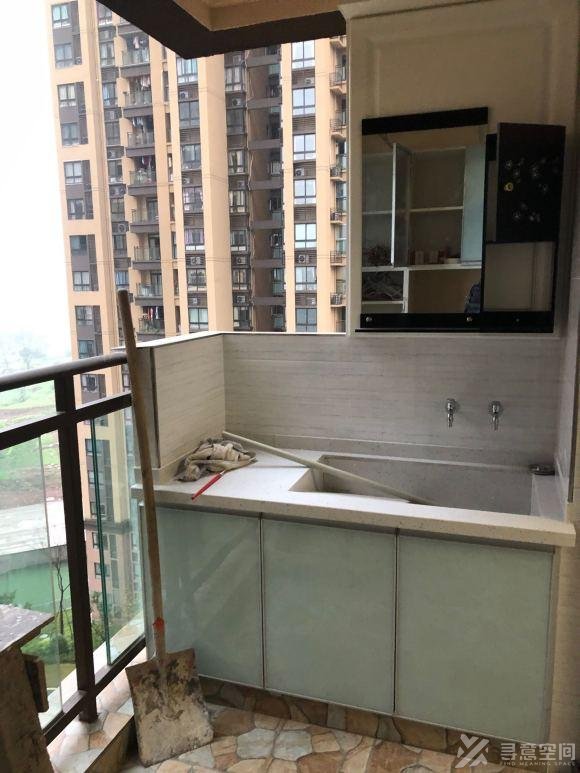 長沙家裝效果圖80個平方小三室 客廳裝風管機