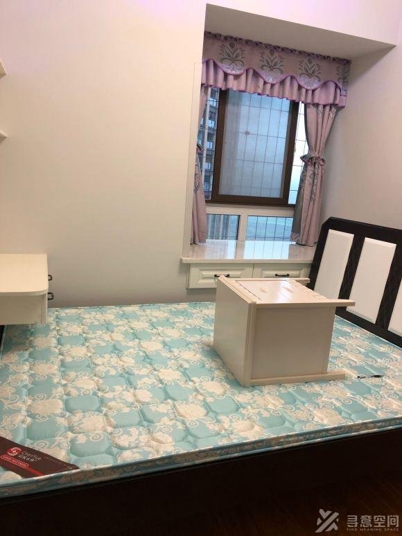 長沙家裝效果圖80個平方小三室 客廳裝風管機