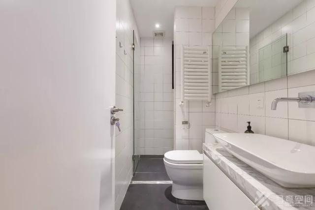 長沙家裝效果圖28平老房 把床抬高 空間擴容一倍