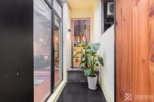 長沙家裝效果圖28平老房 把床抬高 空間擴容一倍